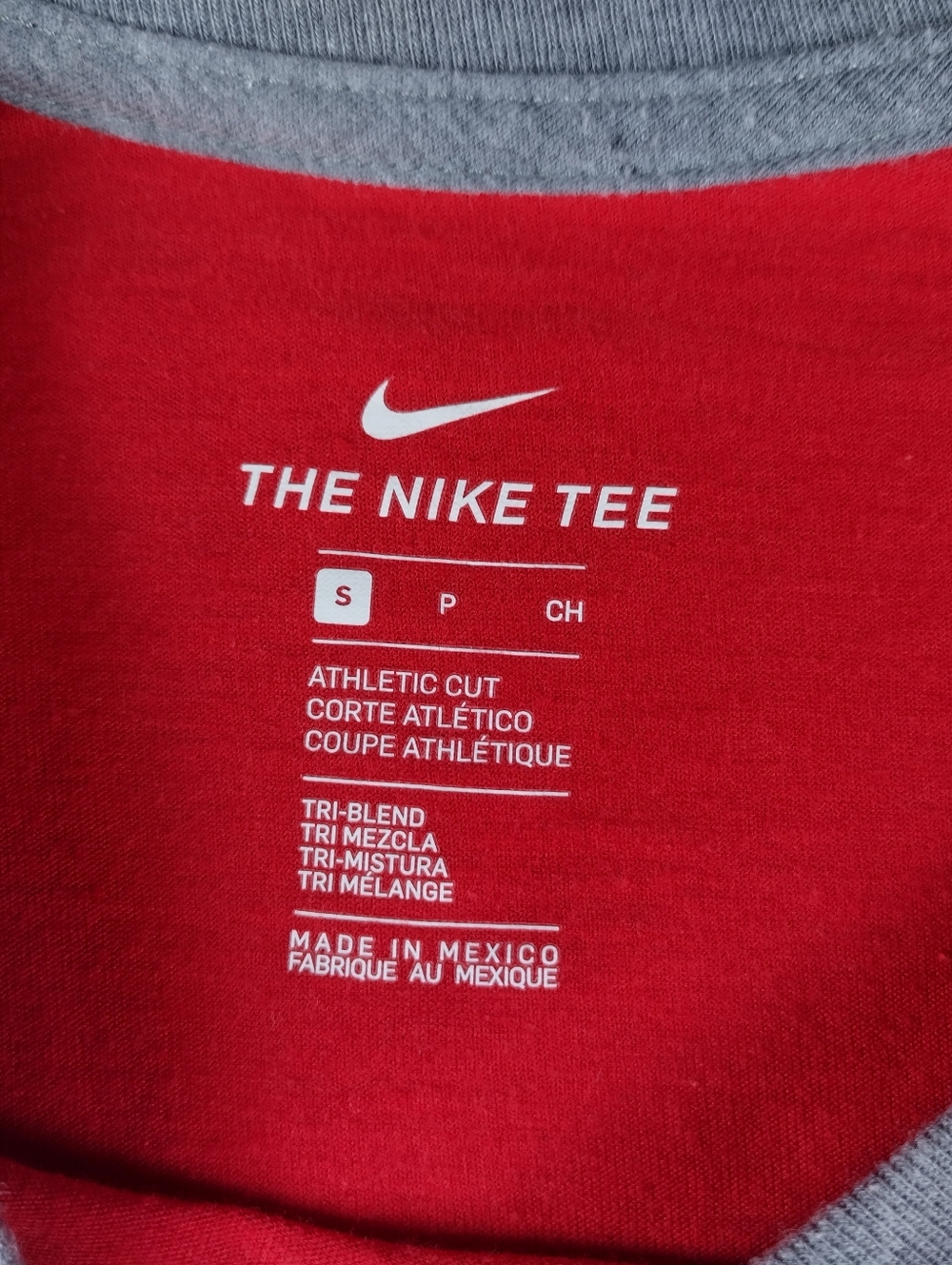 Nike Women's Size Small Ohio State Buckeyes Team Gear Shirt - Picture 2 of 10